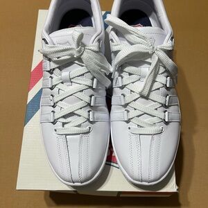 K Swiss Classic White Men's Sneakers size 11. They are an excellent condition..